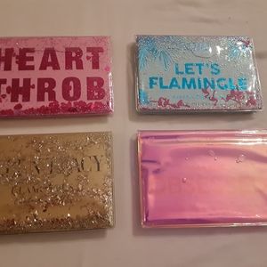 Eyeshadow palettes